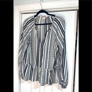 Boho White and black coverup / top​​​​​​​